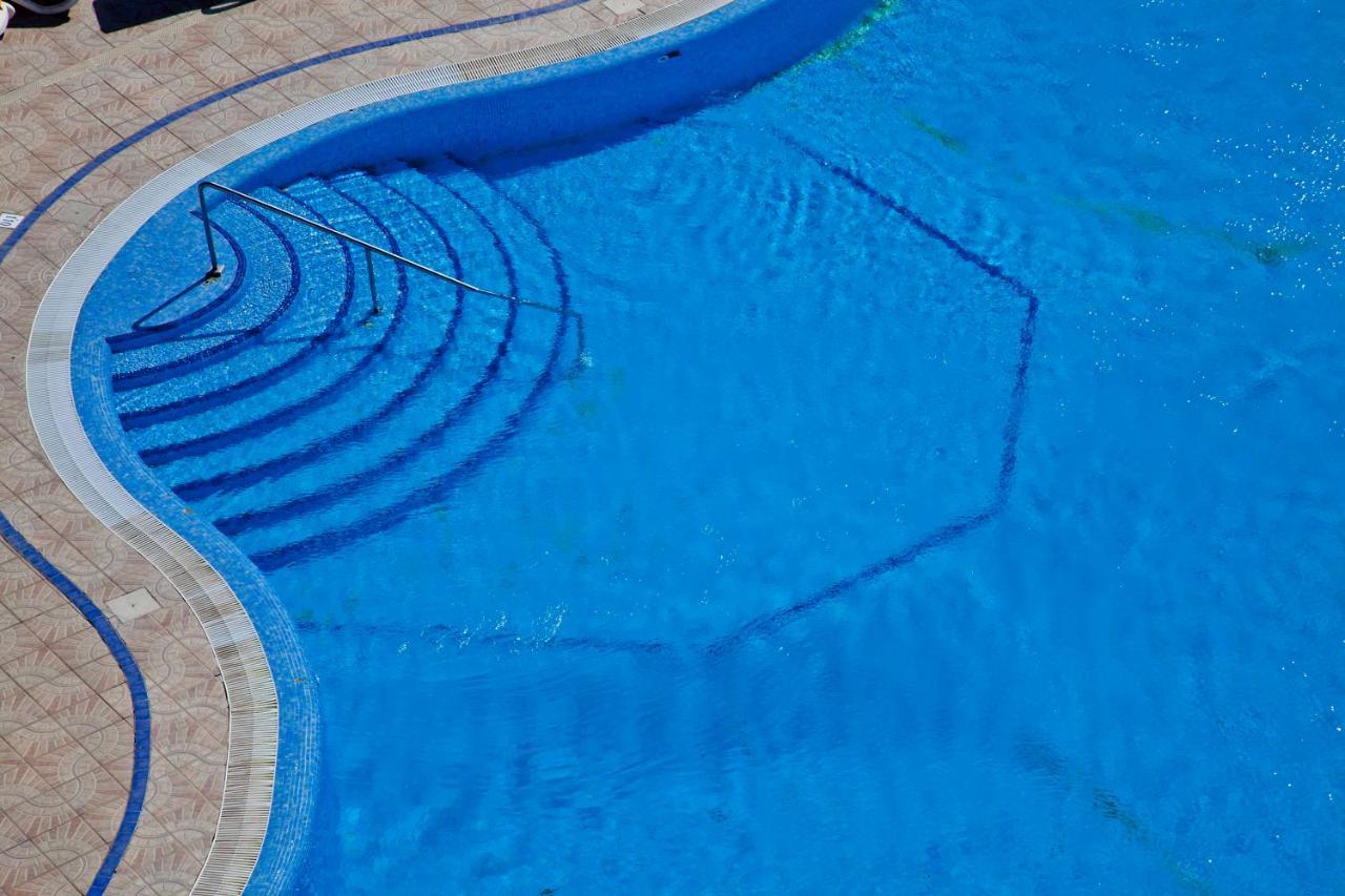 Apartamentos Tamaran بلايا ديل إنغلز المظهر الخارجي الصورة