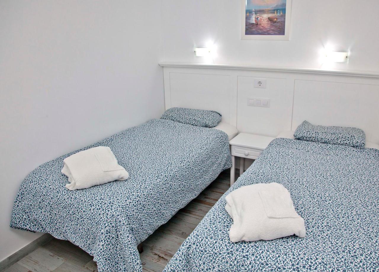 Apartamentos Tamaran بلايا ديل إنغلز الغرفة الصورة